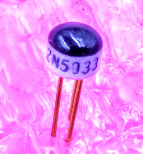 Vintage 2N5033, P-Channel MOS Transistor, Vgss= -40V, Idss= -8mA, with Gold plated leads